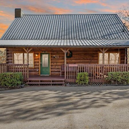 Five-Bedroom House Сев'єрвілл Екстер'єр фото